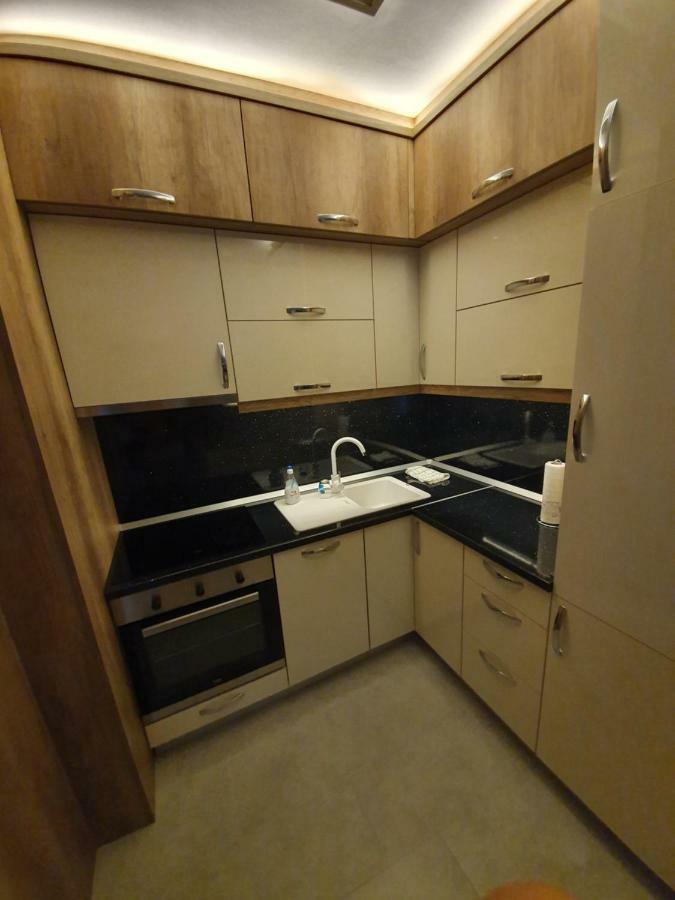 Apartman Lux Добой Екстериор снимка