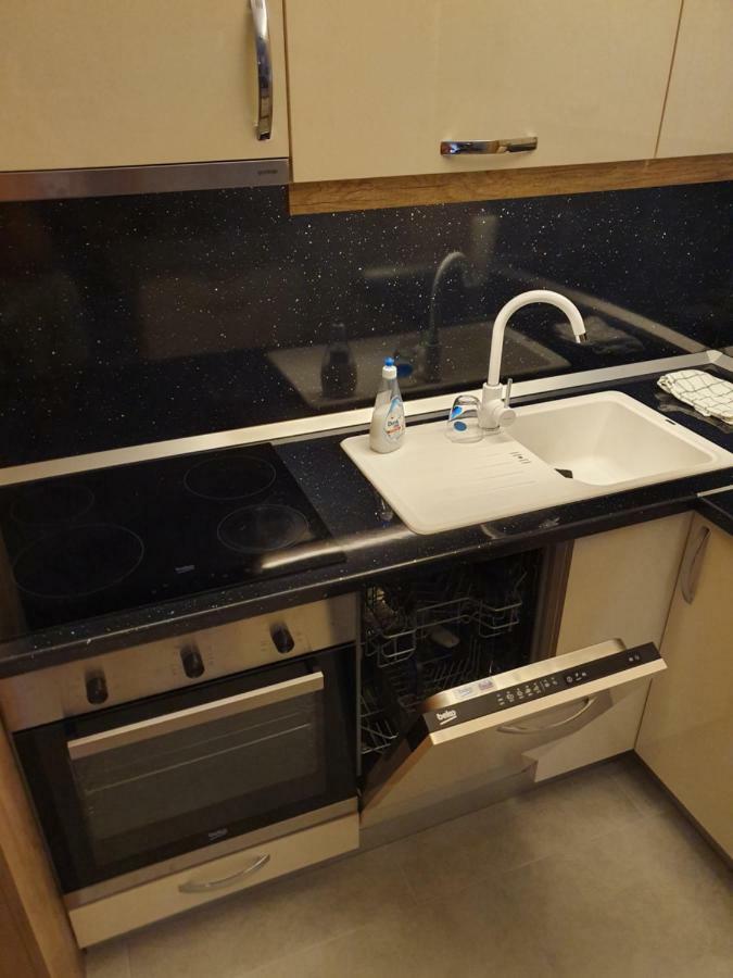 Apartman Lux Добой Екстериор снимка